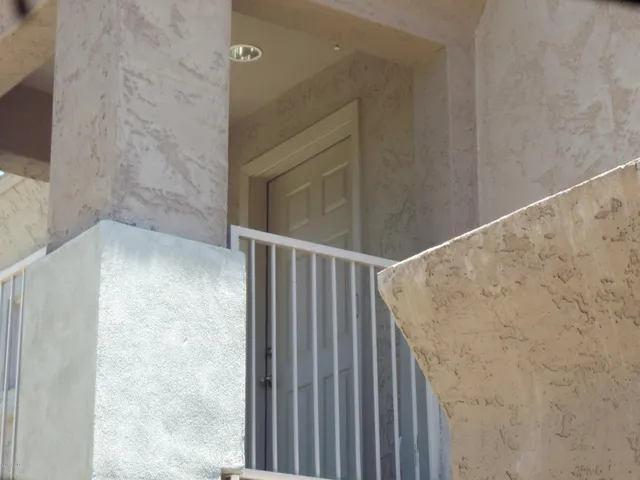 $1,700 | 12050 North Panorama Drive, Unit 204, Fountain Hills, AZ 85268