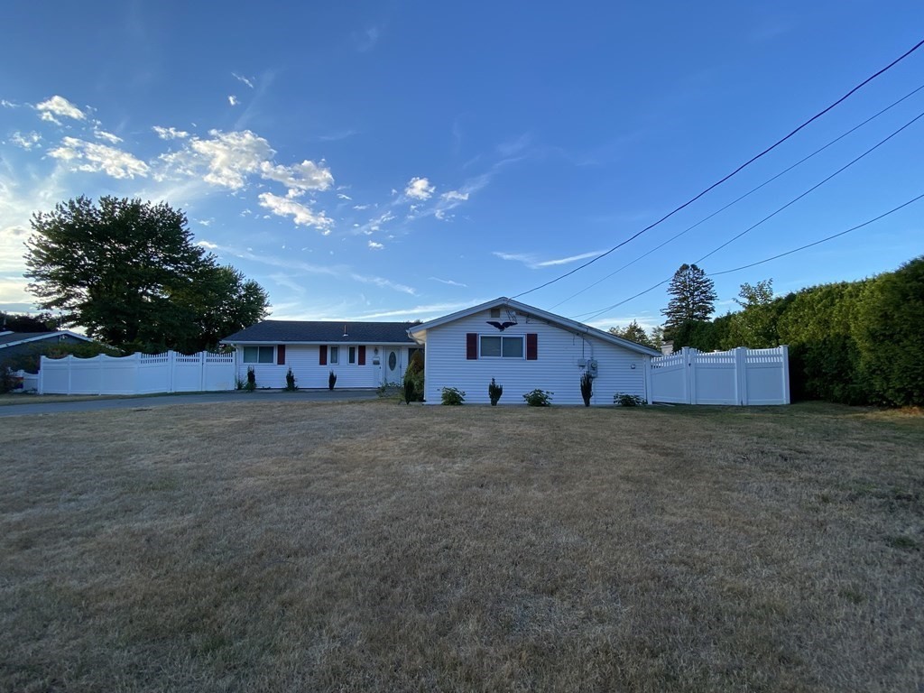 22 Celia Road Braintree, MA 02184 - Photo 1 of 25 Gallery Image 1