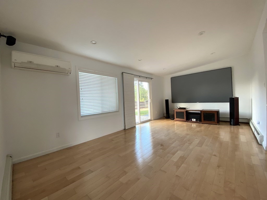 22 Celia Road Braintree, MA 02184 - Photo 3 of 25 Gallery Image 3