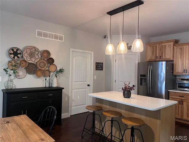 $479,900 | 10537 Victoria Falls Drive, Festus, MO 63028