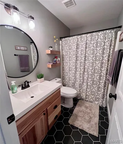 $479,900 | 10537 Victoria Falls Drive, Festus, MO 63028