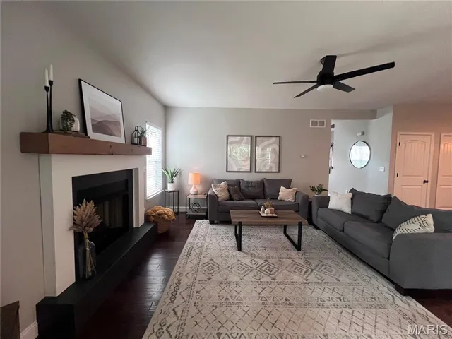 $479,900 | 10537 Victoria Falls Drive, Festus, MO 63028