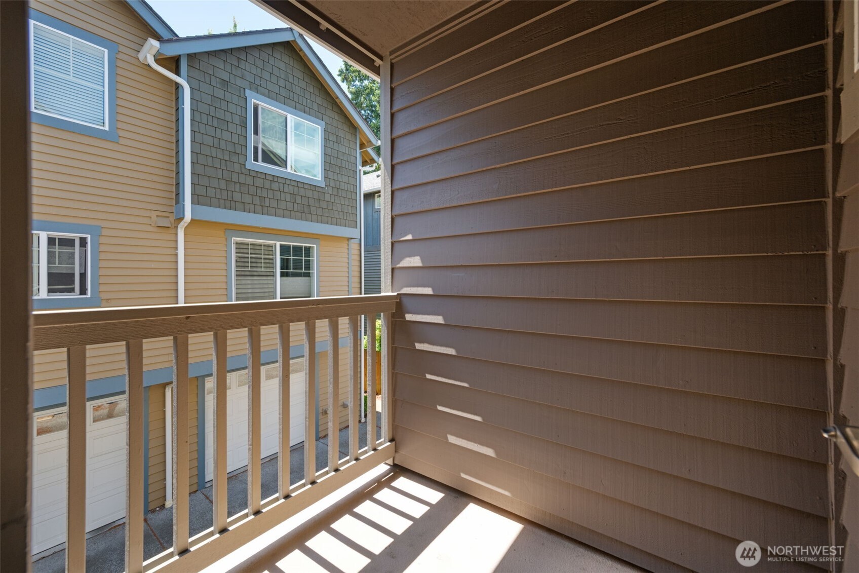 935 North 97th Street, Unit B Seattle, WA 98103 - Photo 14 of 37