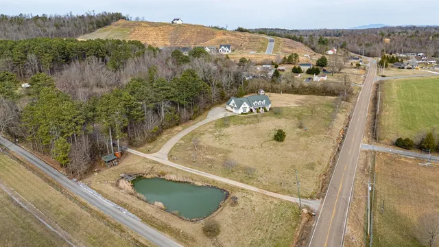 $699,900 | 1102 Trew Lane, Apison, TN 37302