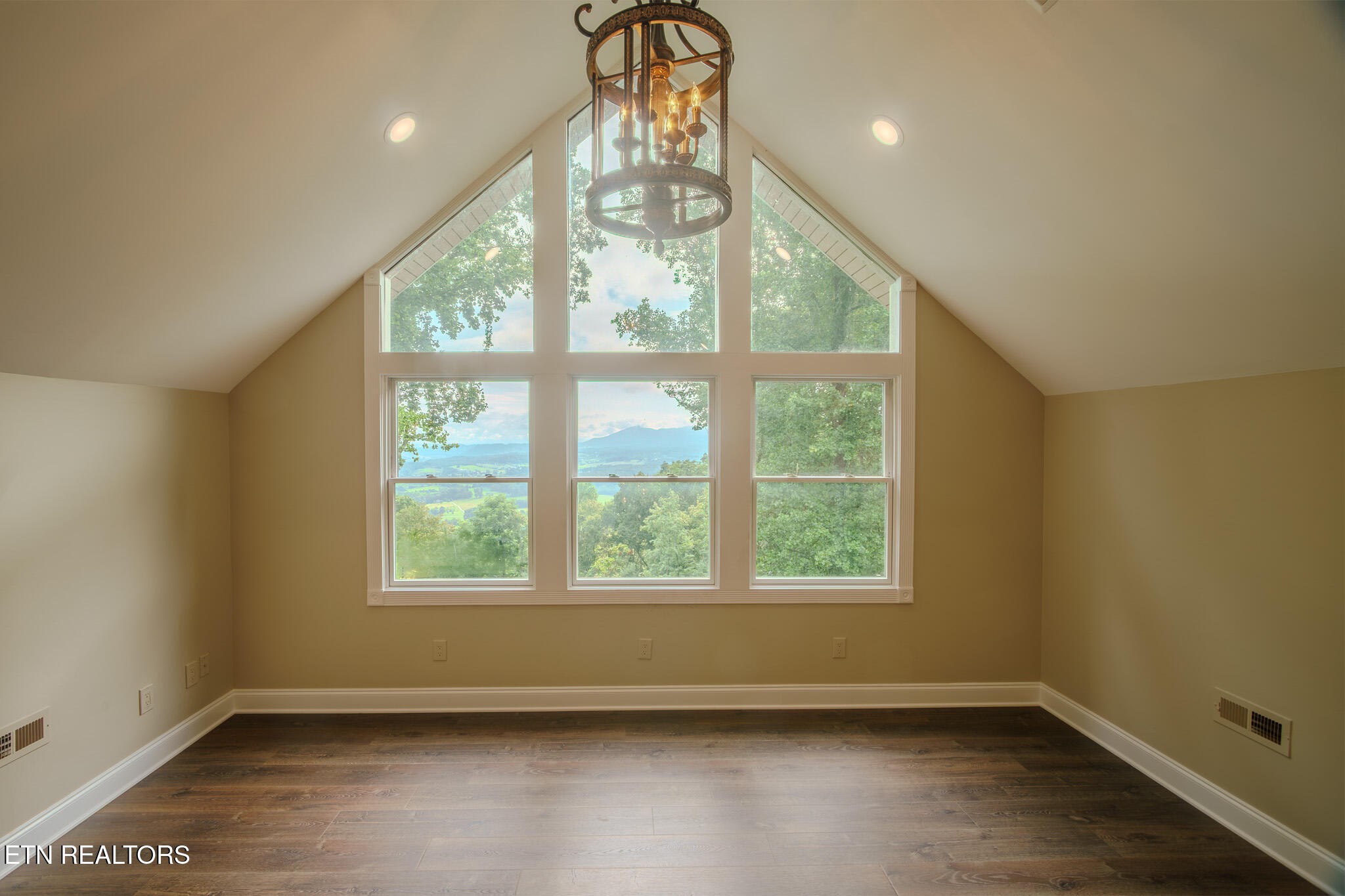 431 Thomas Loop Road Sevierville, TN 37876 - Photo 24 of 60
