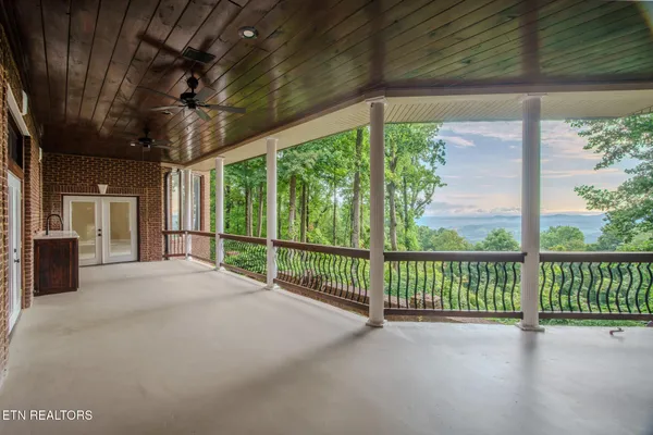 $1,699,900 | 431 Thomas Loop Road, Sevierville, TN 37876