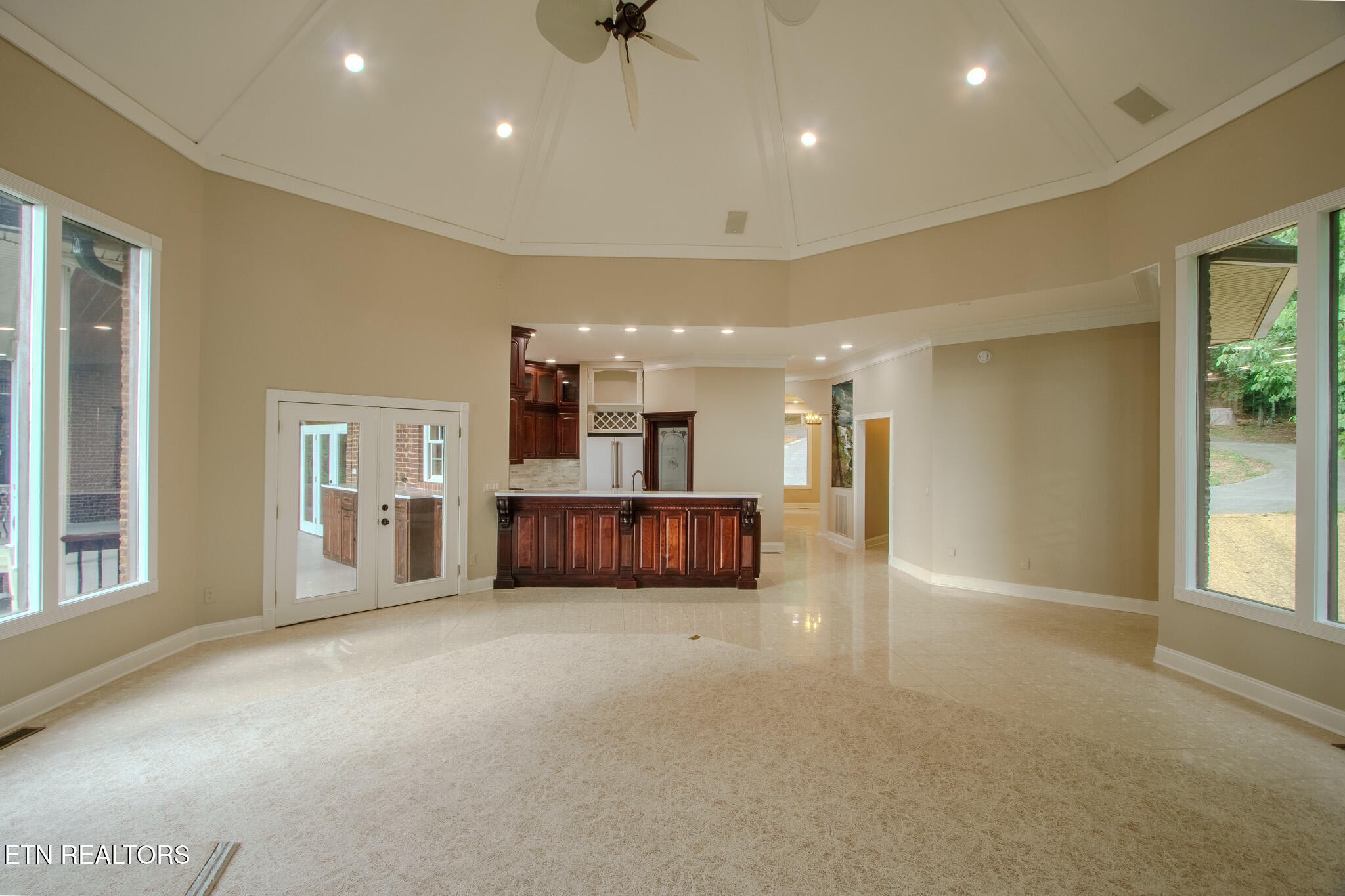 431 Thomas Loop Road Sevierville, TN 37876 - Photo 5 of 60