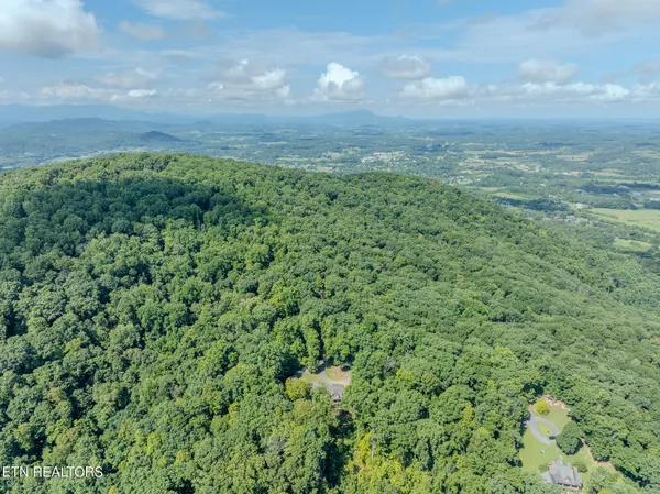 $1,699,900 | 431 Thomas Loop Road, Sevierville, TN 37876