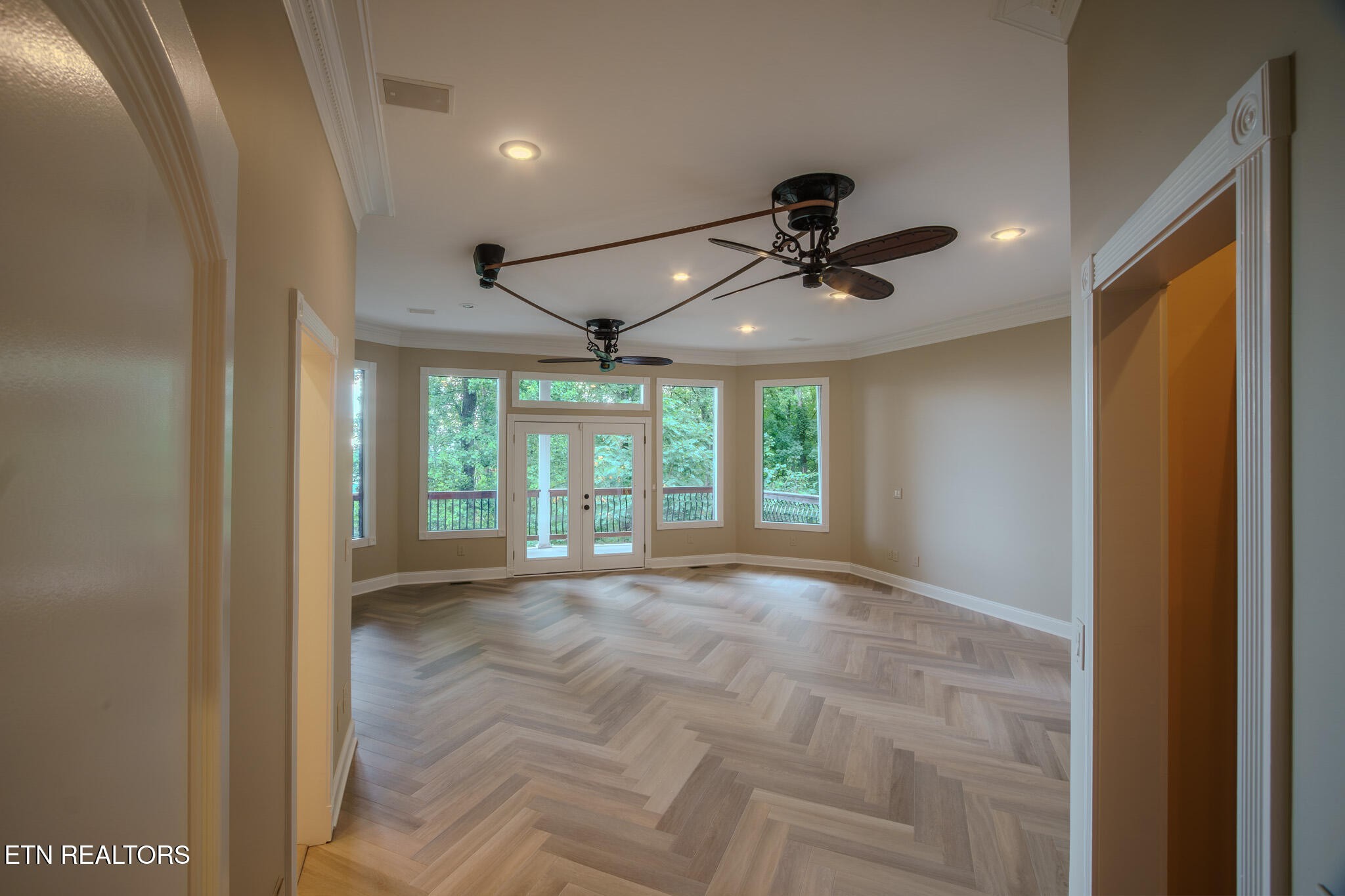 431 Thomas Loop Road Sevierville, TN 37876 - Photo 6 of 60