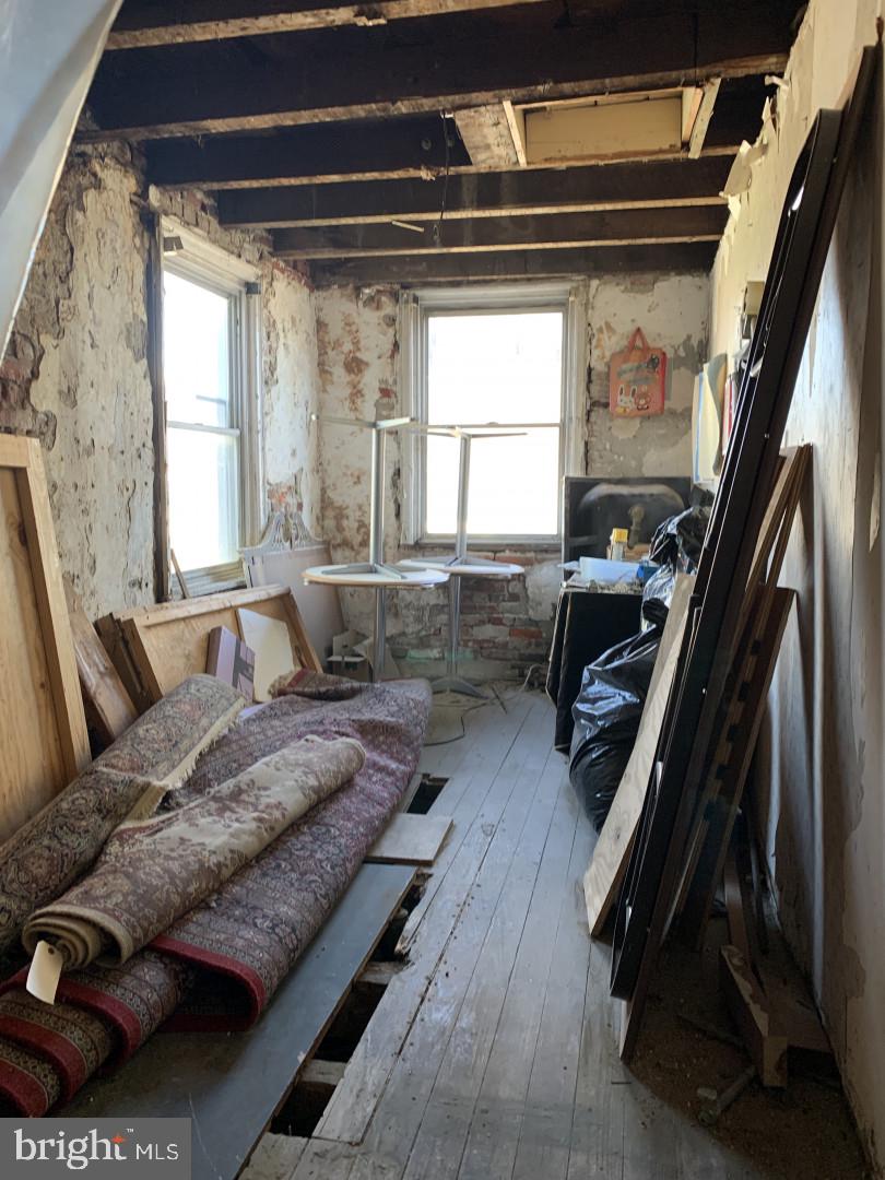 1163 Gerritt Street Philadelphia, PA 19147 - Photo 9 of 11