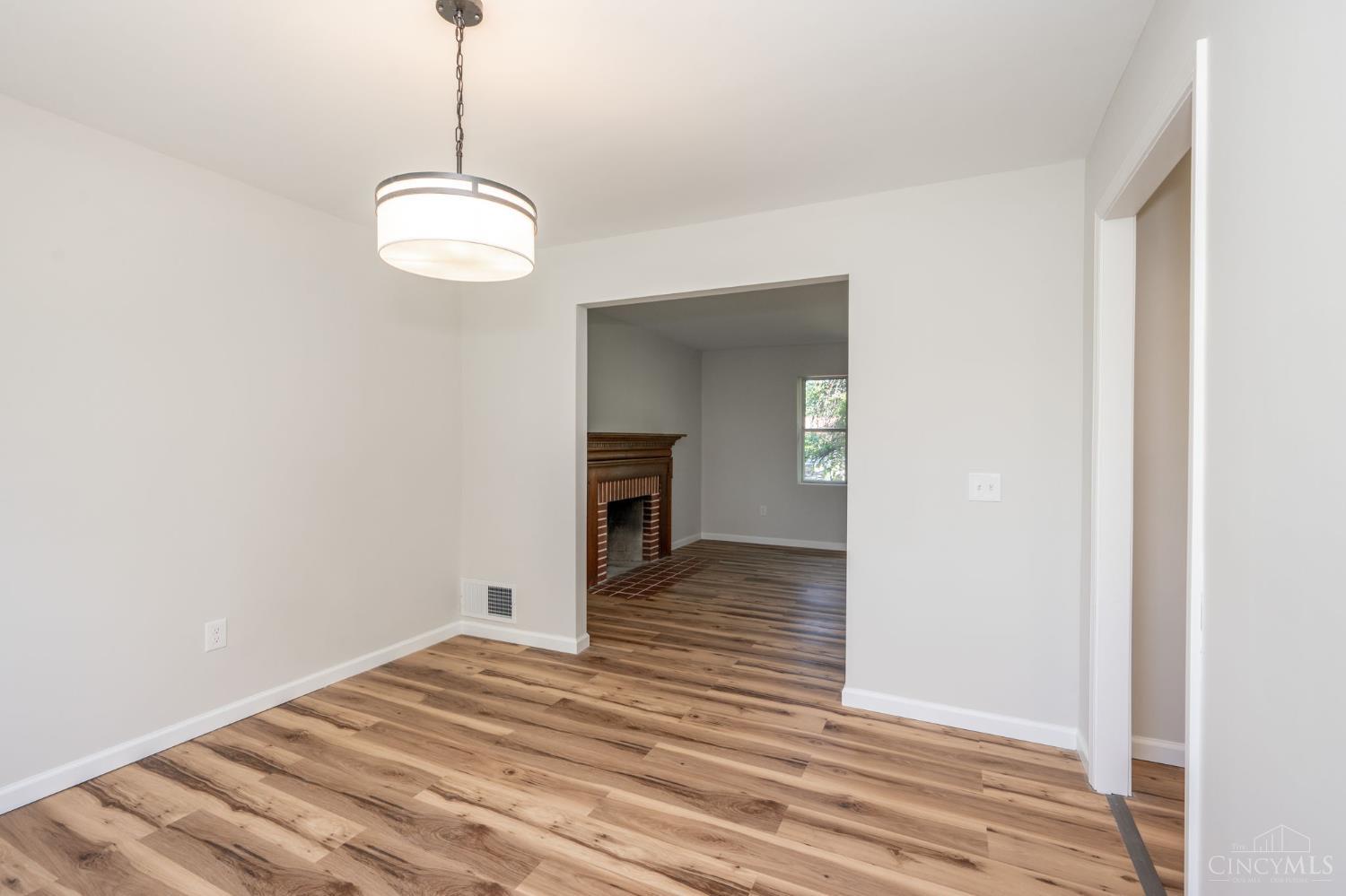6575 Bridgetown Road Cincinnati, OH 45248 - Photo 14 of 47