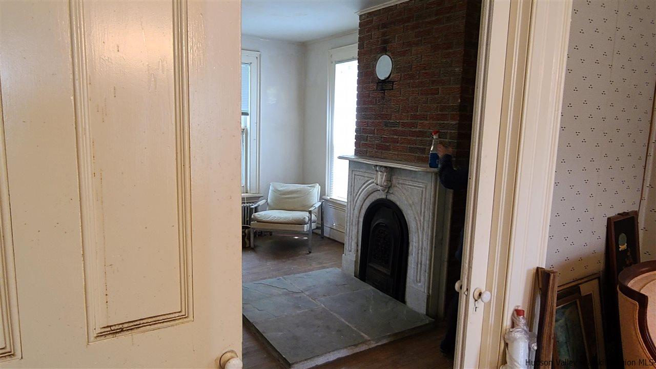 9 Dock Road Milton, NY 12547 - Photo 10 of 30 a view of living room washer and dryer