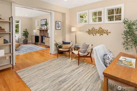 $1,599,950 | 17122 32nd Avenue Northeast, Lake Forest Park, WA 98155