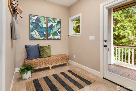 $1,599,950 | 17122 32nd Avenue Northeast, Lake Forest Park, WA 98155