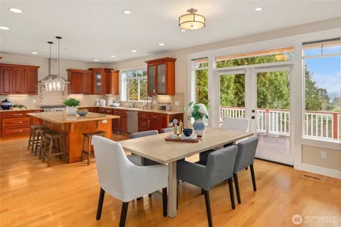 $1,599,950 | 17122 32nd Avenue Northeast, Lake Forest Park, WA 98155