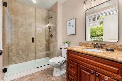 $1,599,950 | 17122 32nd Avenue Northeast, Lake Forest Park, WA 98155