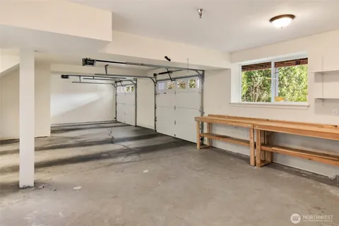 $1,599,950 | 17122 32nd Avenue Northeast, Lake Forest Park, WA 98155