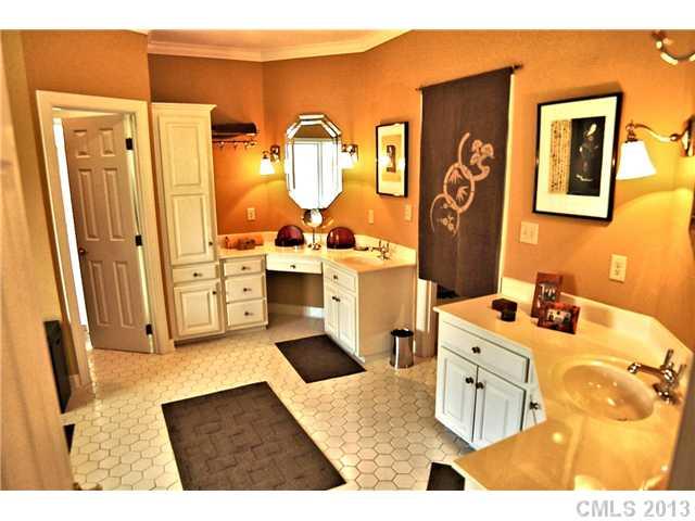 2400 Houston Branch Road Charlotte, NC 28270 - Photo 9 of 16 Gallery Image 9