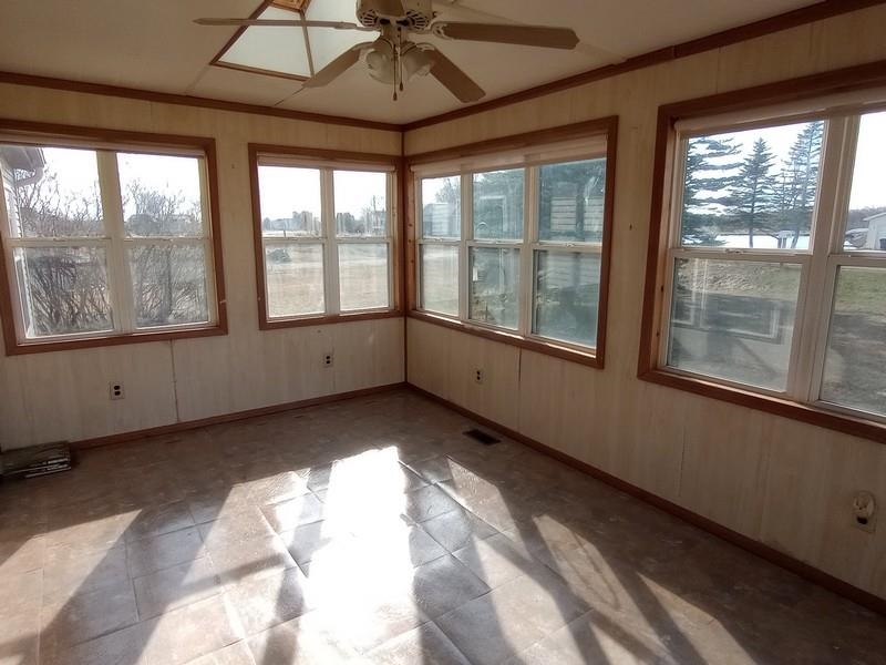 1433 Fairfield Way Gladwin, MI 48624 - Photo 18 of 33