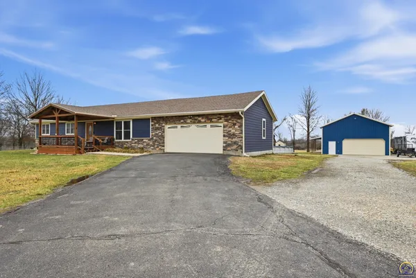 $400,000 | 835 Northeast 62nd Street, Topeka, KS 66617