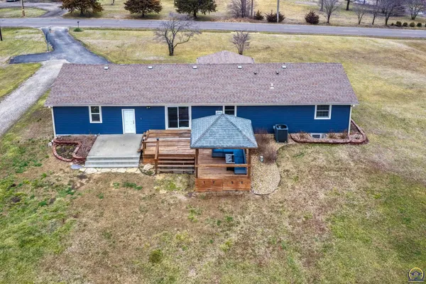 $400,000 | 835 Northeast 62nd Street, Topeka, KS 66617