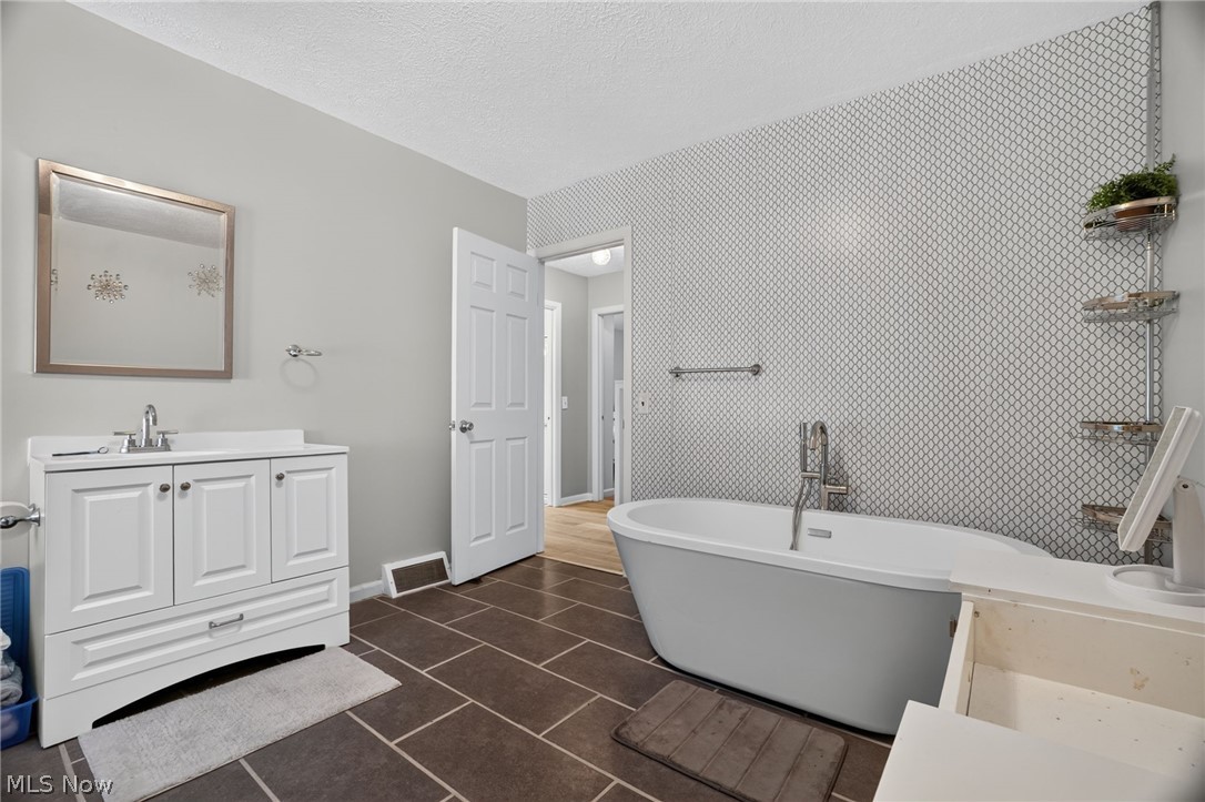 3969 Webb Road Ravenna, OH 44266 - Photo 23 of 49 Gallery Image 23