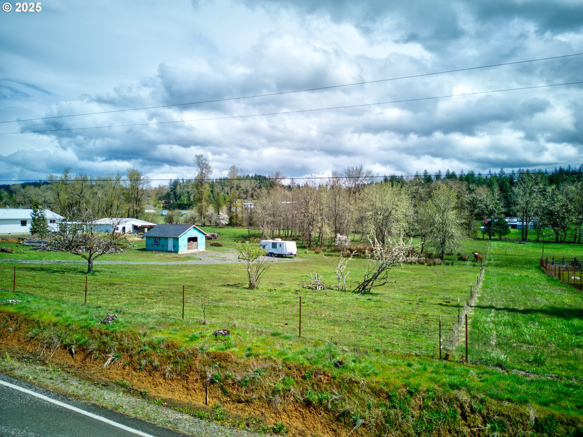 607 Valley Road Roseburg, OR 97471 - Photo 1 of 23 Gallery Image 1
