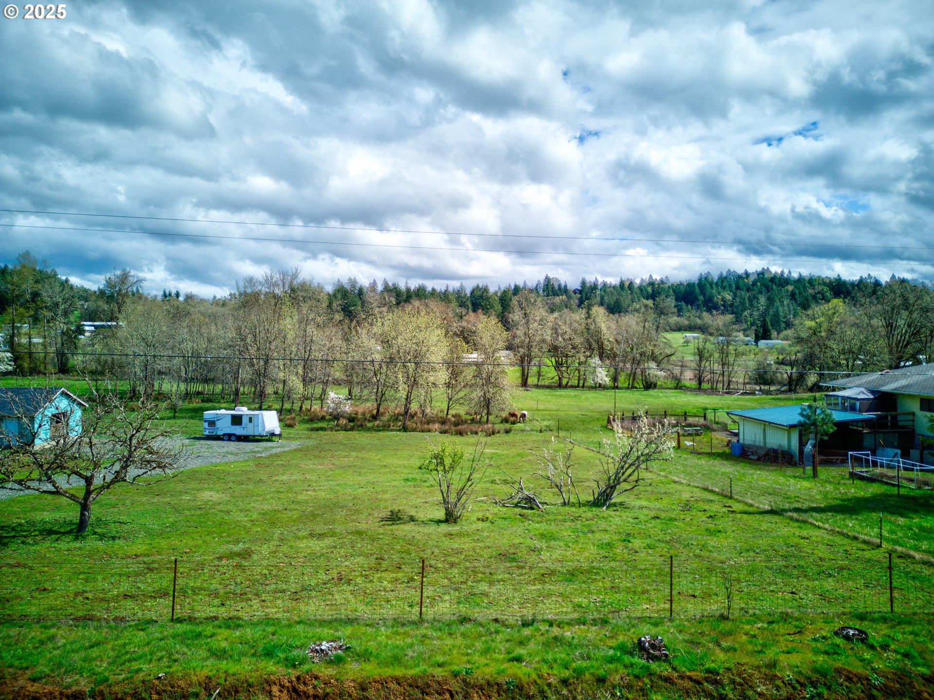 607 Valley Road Roseburg, OR 97471 - Photo 2 of 23 Gallery Image 2