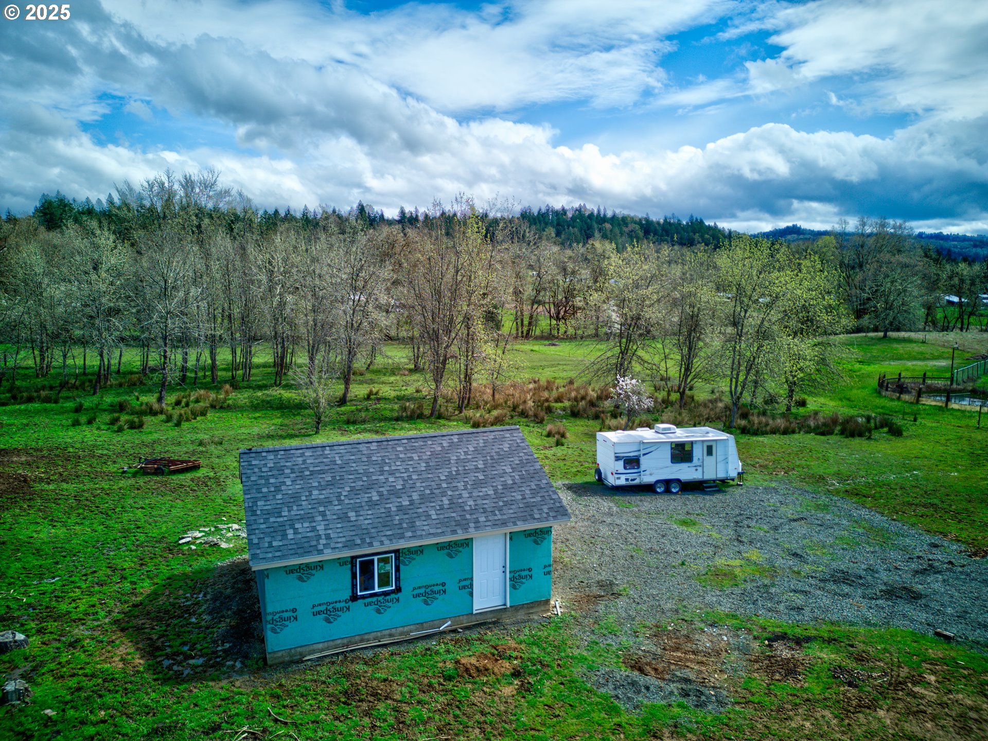 607 Valley Road Roseburg, OR 97471 - Photo 4 of 23 Gallery Image 4