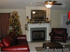 1412 Hoechester Road Springfield, IL 62712 - Photo 6 of 12