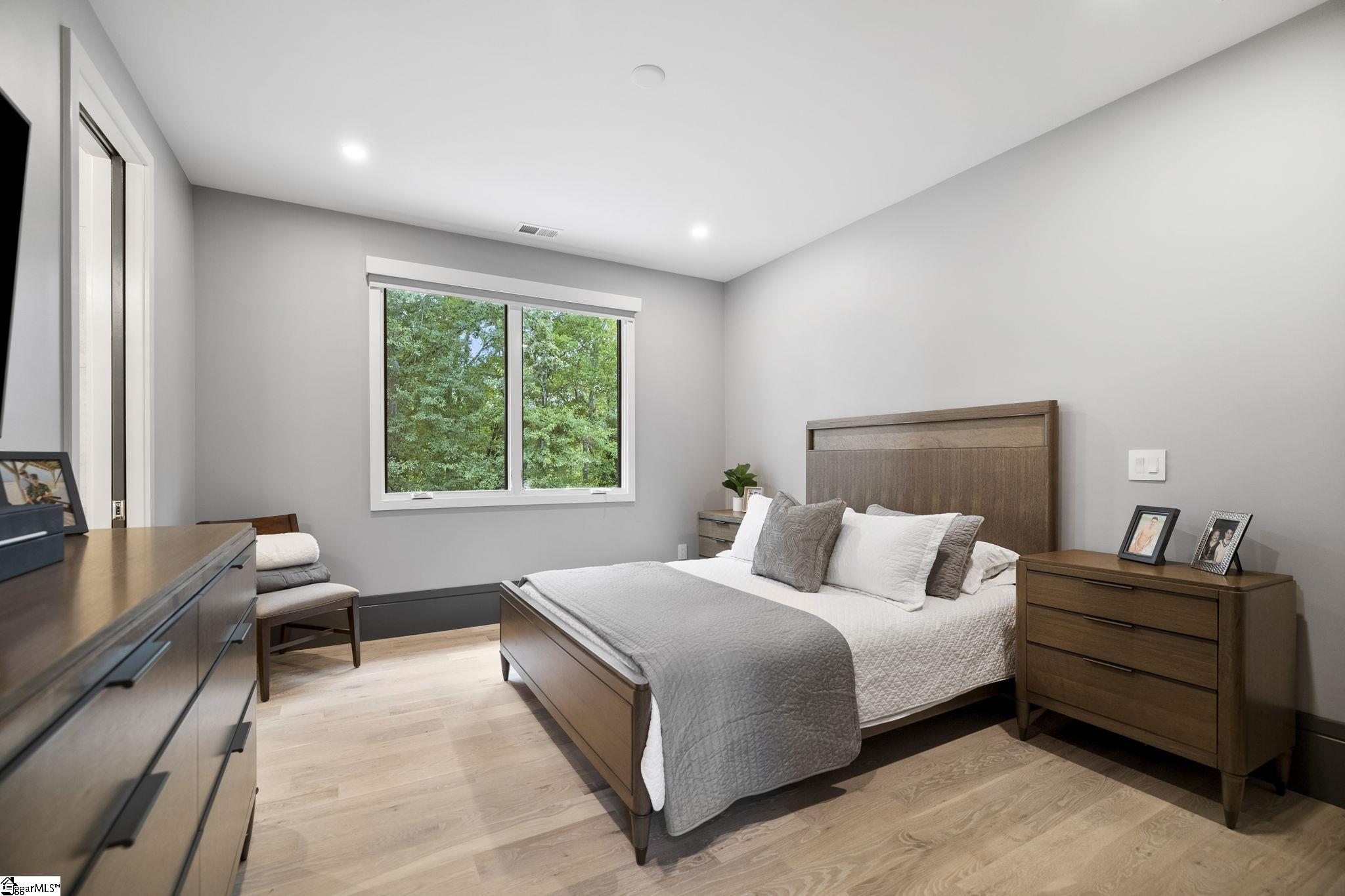 36 Gossamer Place Greenville, SC 29607 - Photo 33 of 50 Attached Bathroom