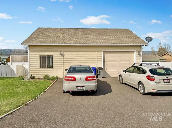 $599,000 | 3401 14th Street, Lewiston, ID 83501