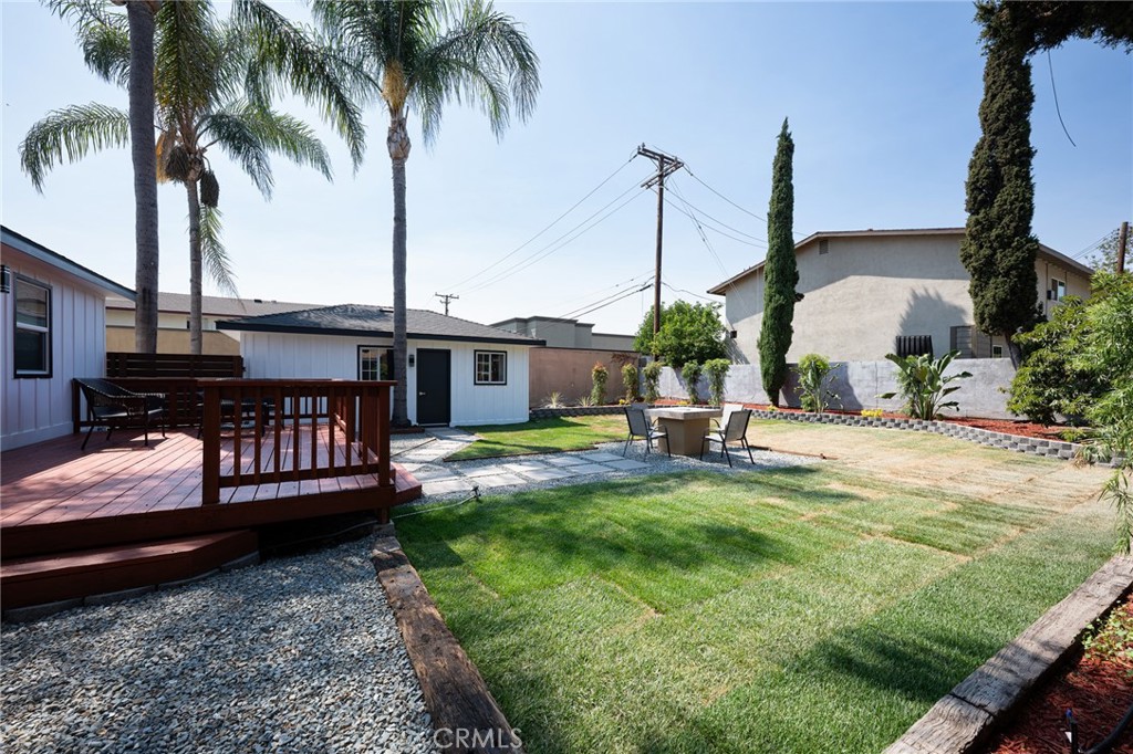4705 East Washington Avenue Orange, CA 92869 - Photo 20 of 41 a view of a backyard with a patio