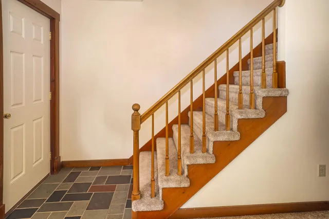 $389,000 | 6 Victory Lane, Dixfield, ME 04224