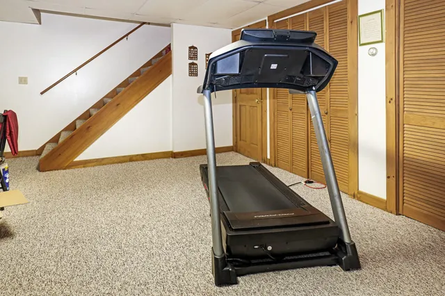 $389,000 | 6 Victory Lane, Dixfield, ME 04224