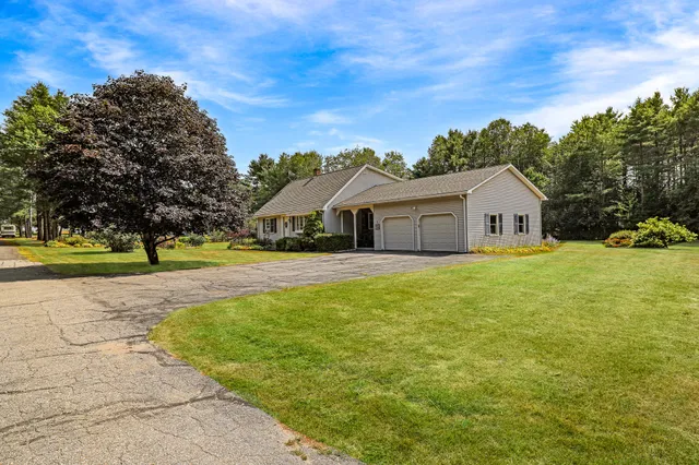 $389,000 | 6 Victory Lane, Dixfield, ME 04224