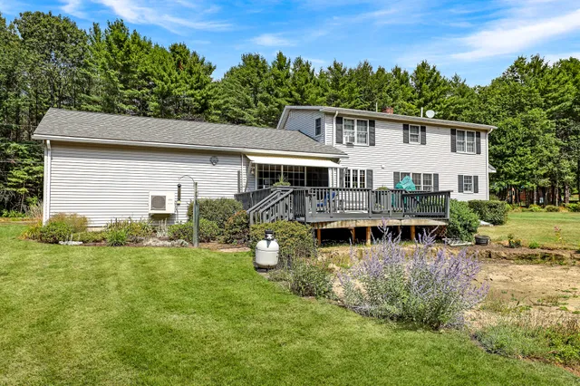 $389,000 | 6 Victory Lane, Dixfield, ME 04224