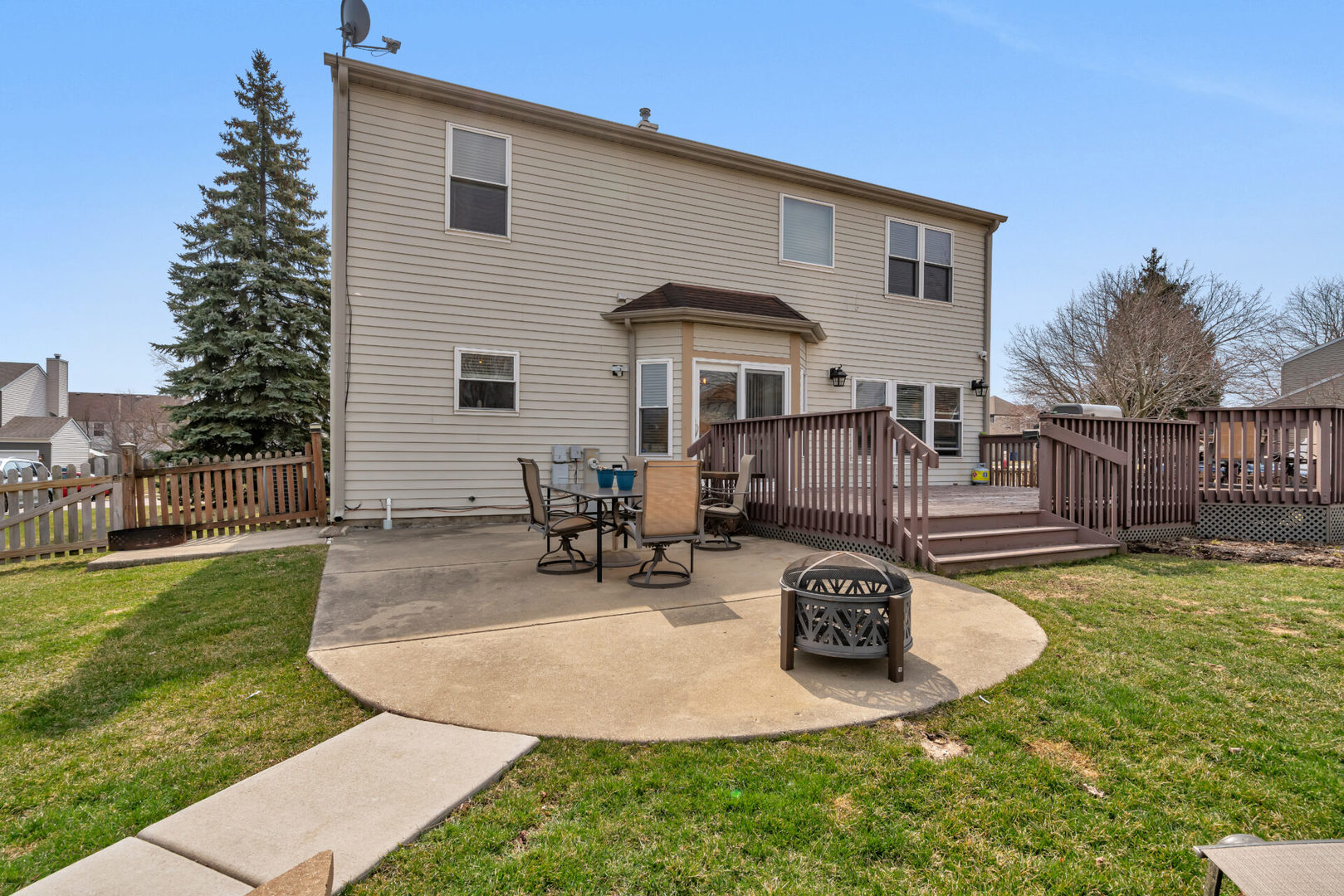 1982 Ridgemore Drive Bartlett, IL 60103 - Photo 30 of 37