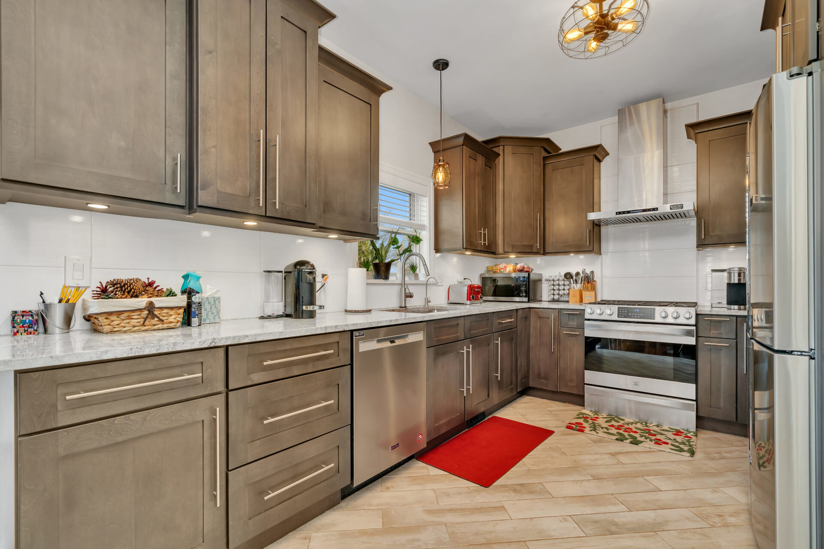 1982 Ridgemore Drive Bartlett, IL 60103 - Photo 3 of 37