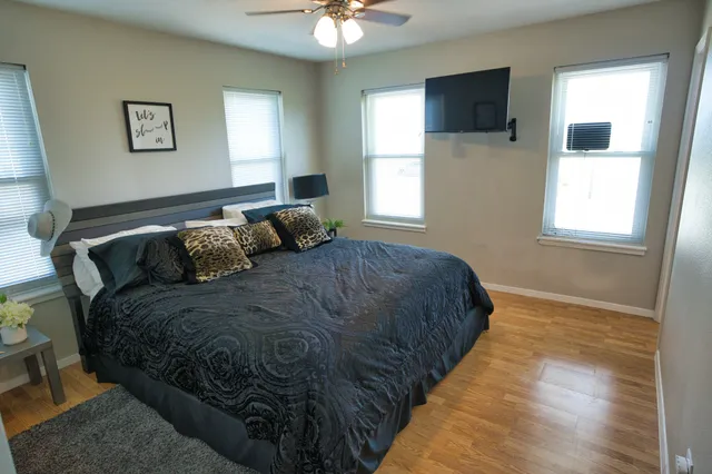 $748,862 | 549 Private Road 675, Sargent, TX 77414