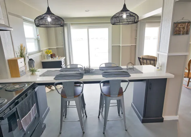 $748,862 | 549 Private Road 675, Sargent, TX 77414