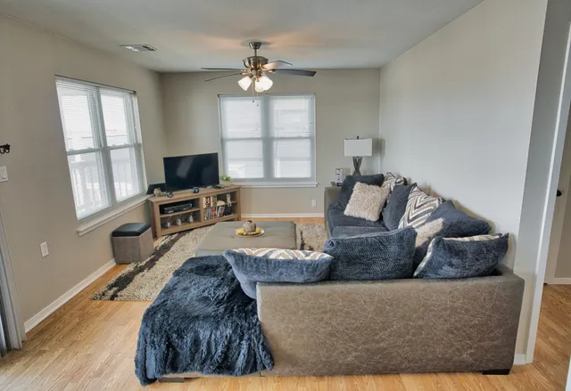 $748,862 | 549 Private Road 675, Sargent, TX 77414