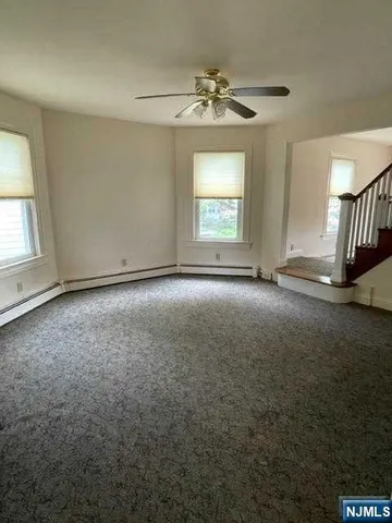 $2,600 | 273 Edwards Street, Unit 2, Ridgewood, NJ 07450