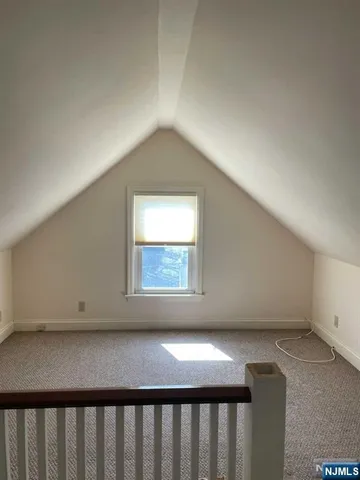 $2,600 | 273 Edwards Street, Unit 2, Ridgewood, NJ 07450