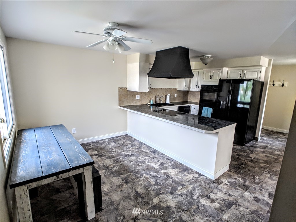 52 Mike Keys Road Manson, WA 98831 - Photo 7 of 25 Gallery Image 7