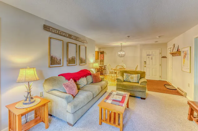 $339,900 | 227 Main Street, Unit 231, Lincoln, NH 03251