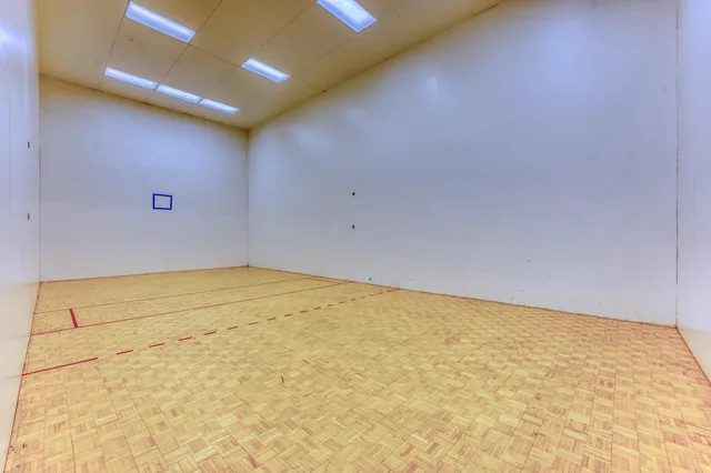 $339,900 | 227 Main Street, Unit 231, Lincoln, NH 03251