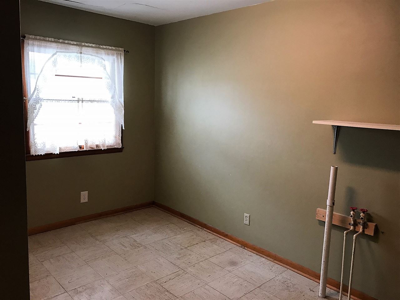 114 West 12th Street Rochester, IN 46975 - Photo 9 of 16