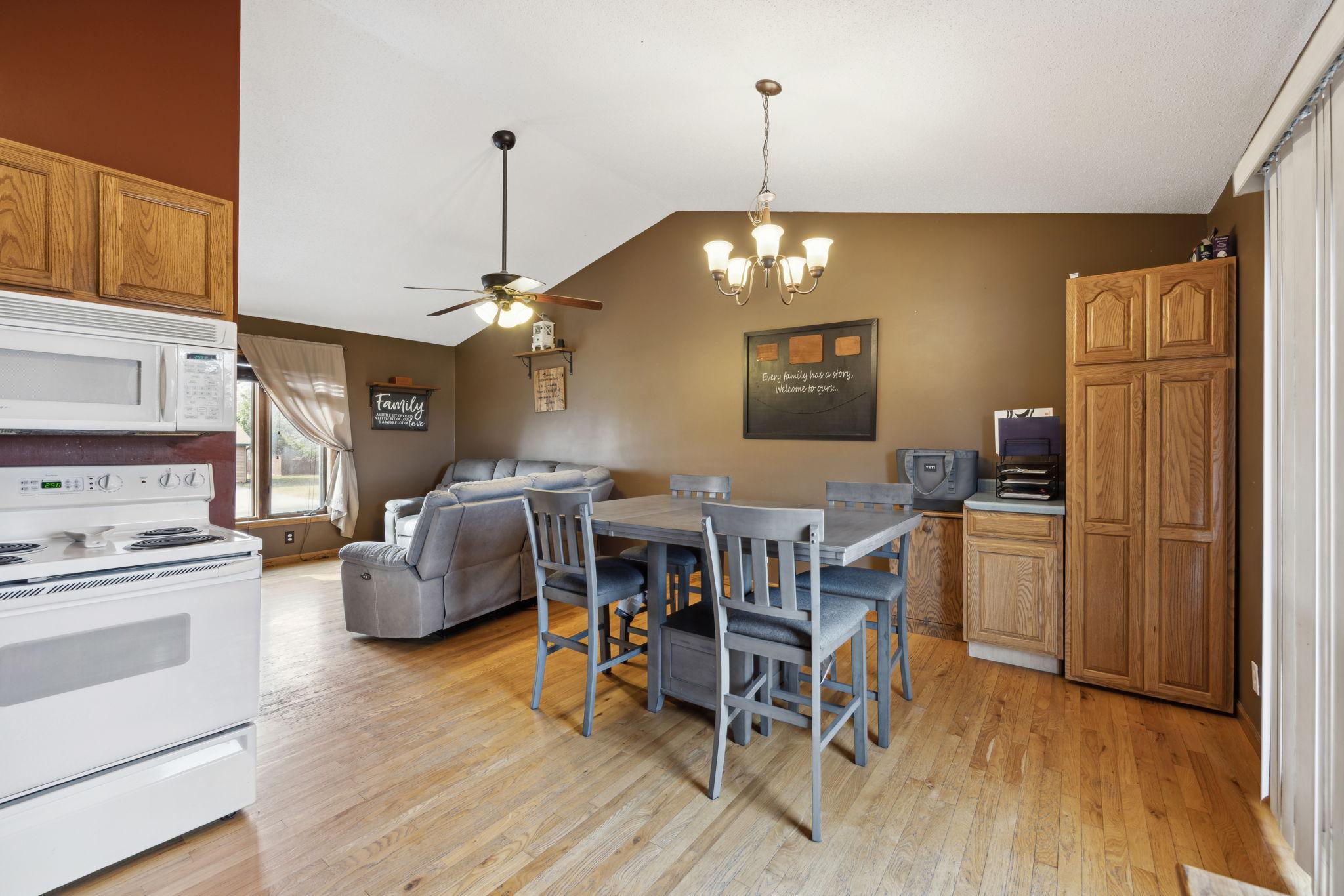 412 Aaron Street Star Prairie, WI 54026 - Photo 9 of 27 Gallery Image 9
