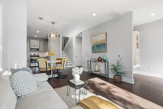 $420,000 | 304 Blackson Avenue, Unit A, Austin, TX 78752